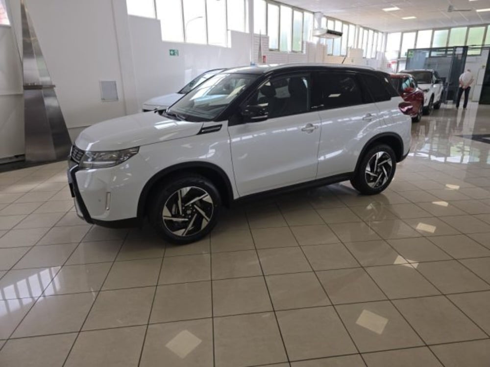 Suzuki Vitara nuova a Reggio Emilia (2)