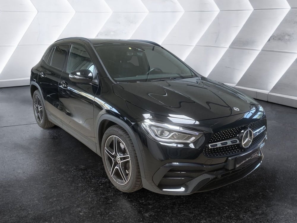 Mercedes-Benz GLA SUV usata a Napoli (3)