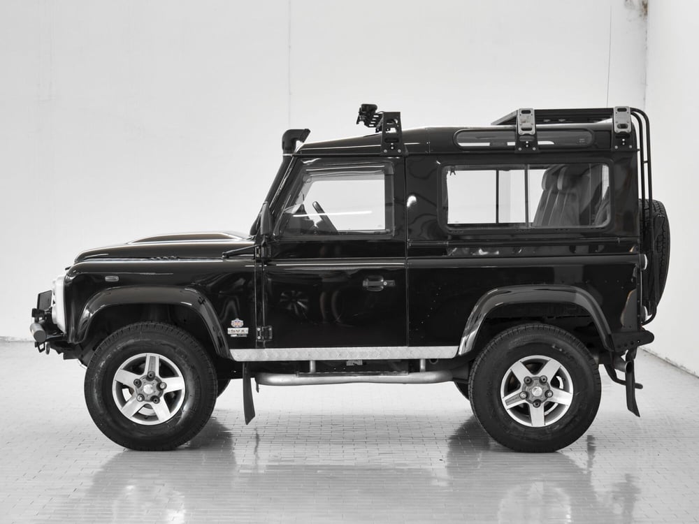 Land Rover Defender usata a Prato (5)