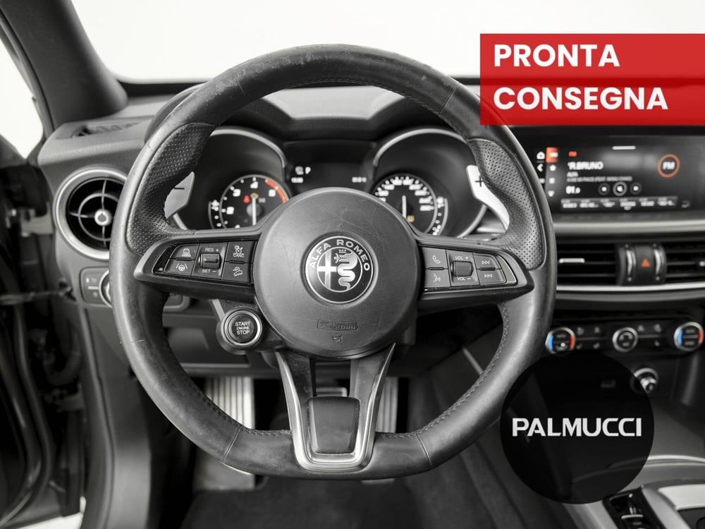 Alfa Romeo Stelvio usata a Prato (20)