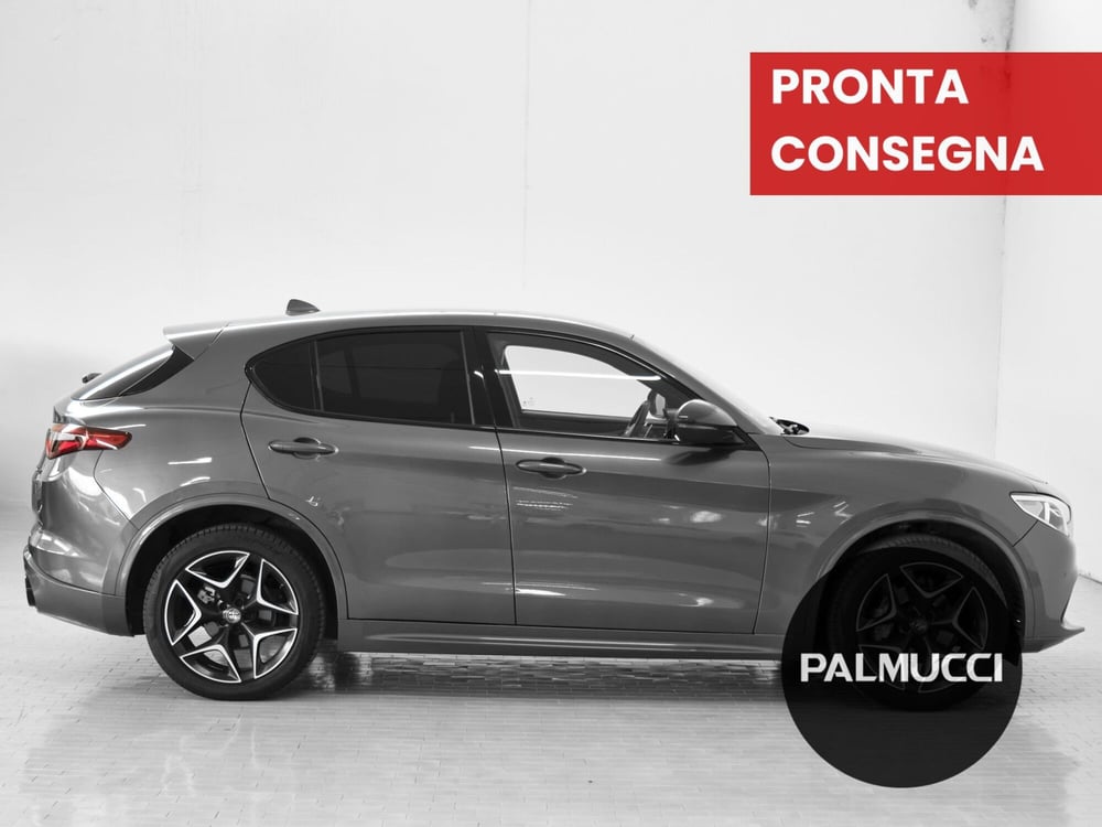Alfa Romeo Stelvio usata a Prato (4)