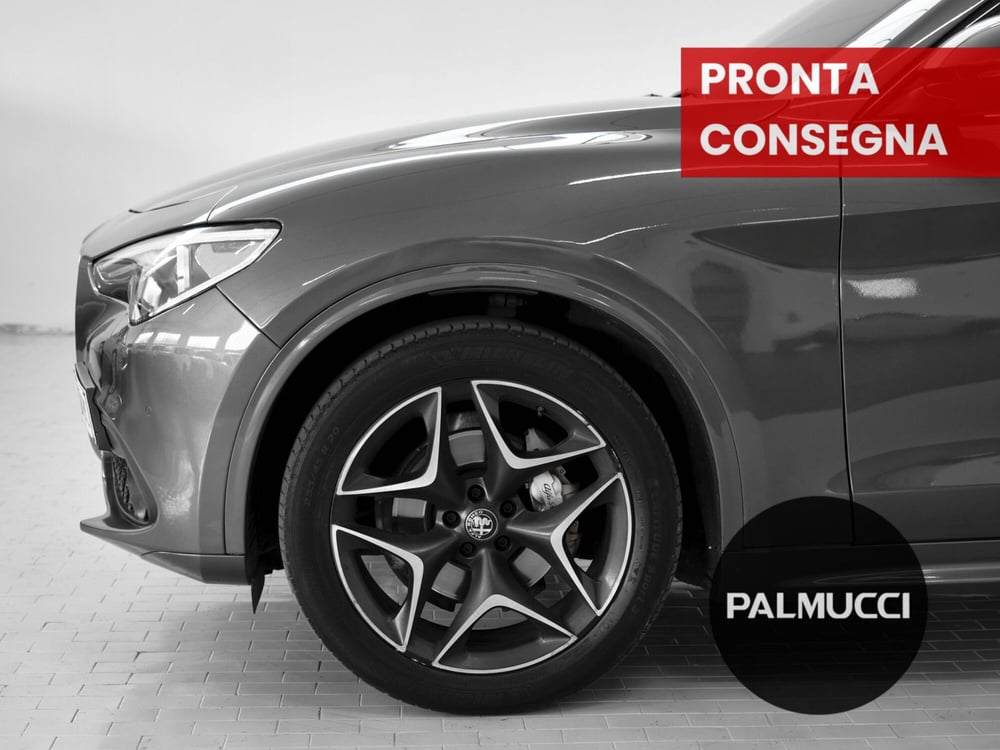 Alfa Romeo Stelvio usata a Prato (6)