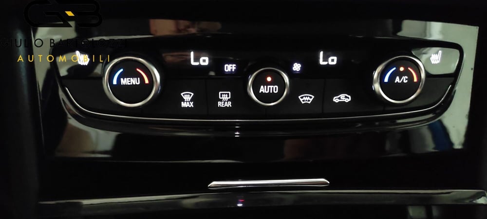 Opel Grandland usata a Prato (13)