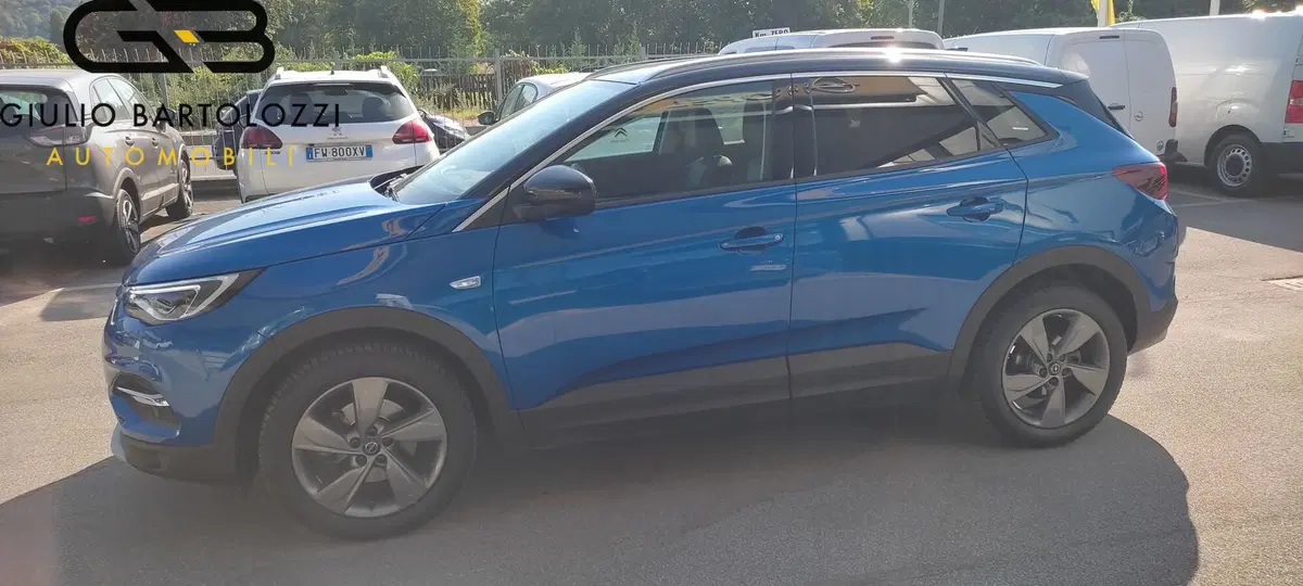 Opel Grandland usata a Prato (8)