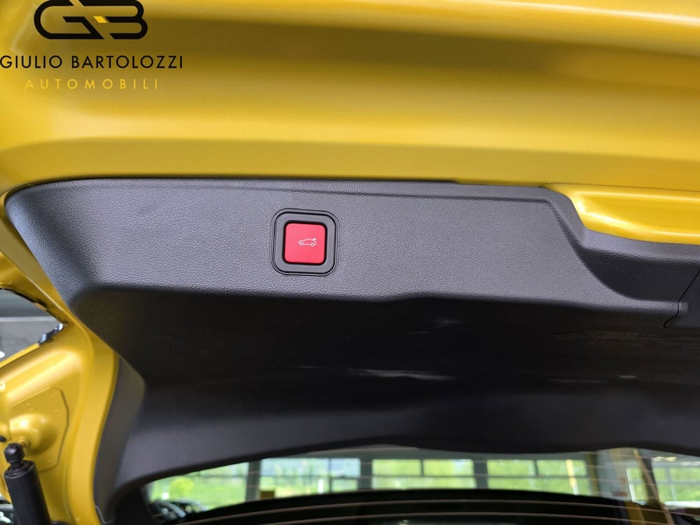 Jeep Avenger usata a Prato (7)
