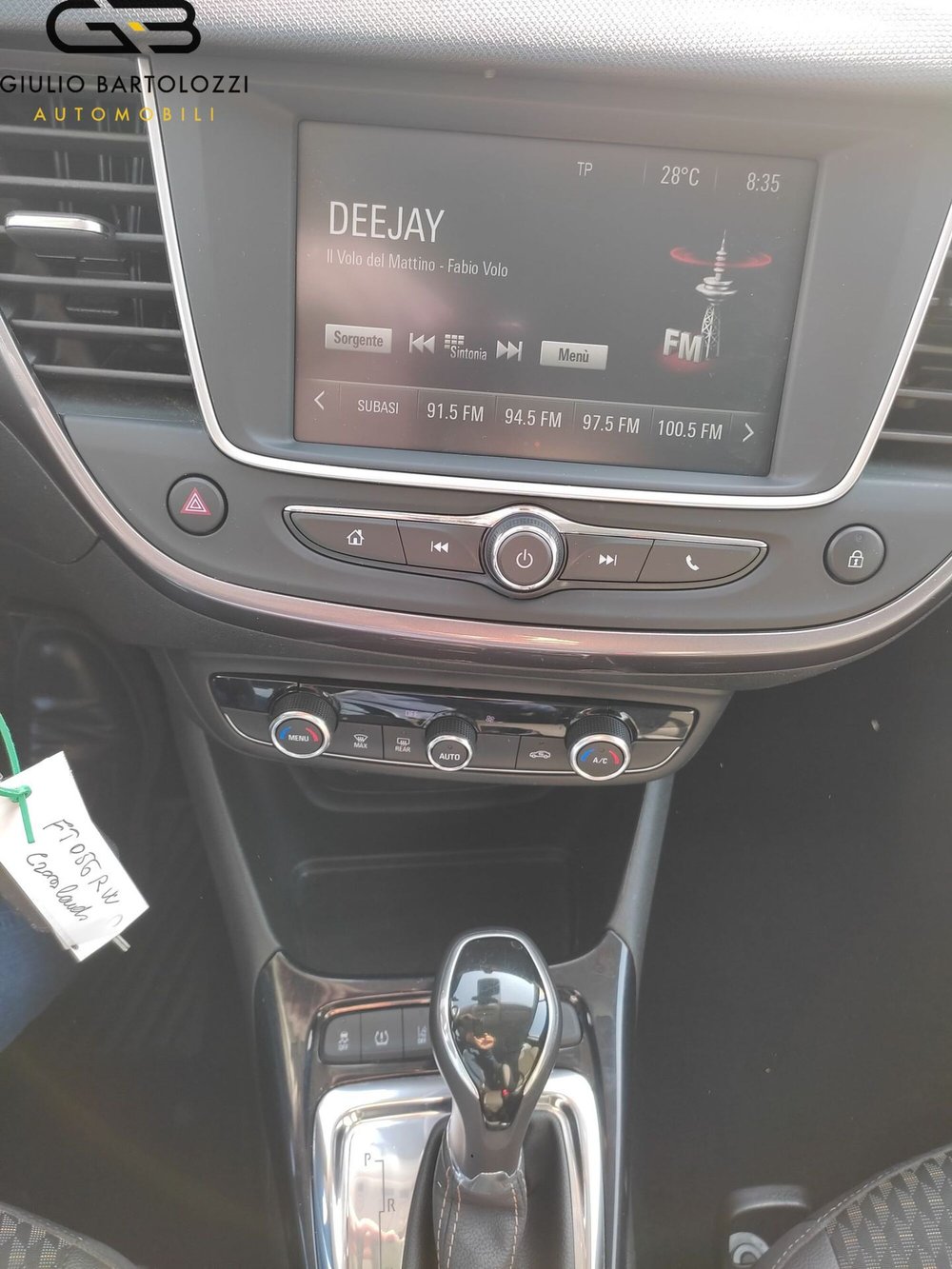 Opel Crossland X usata a Prato (8)
