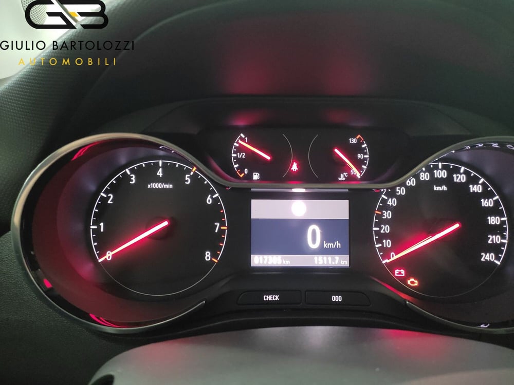 Opel Crossland usata a Prato (14)