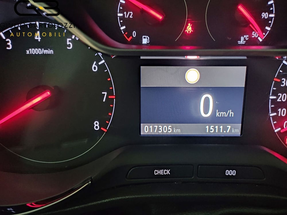 Opel Crossland usata a Prato (15)