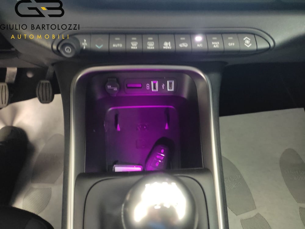 Jeep Avenger usata a Prato (11)