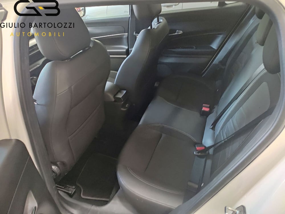 Jeep Avenger usata a Prato (13)