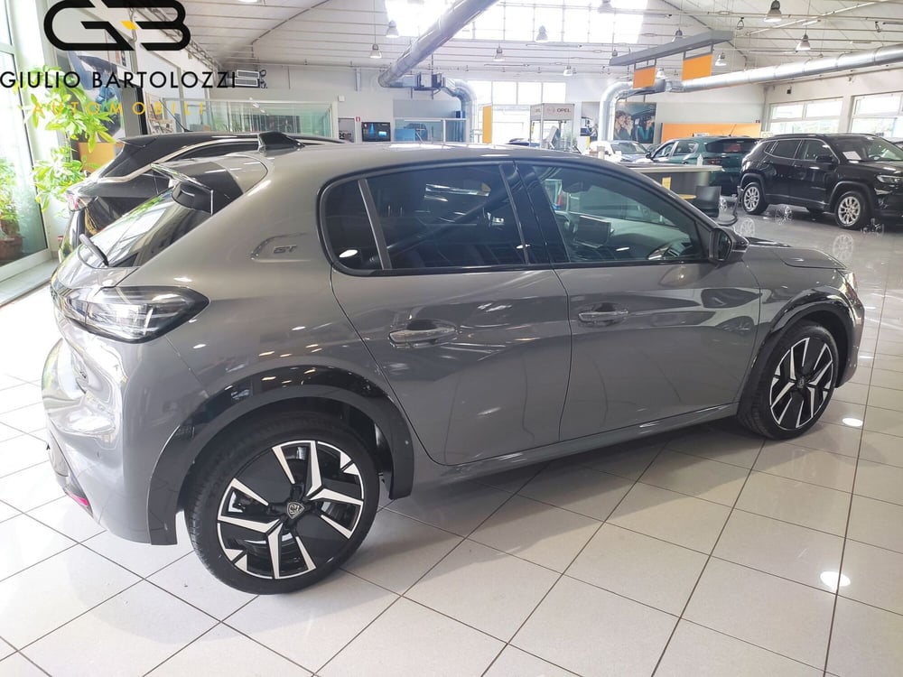 Peugeot 208 nuova a Prato (14)