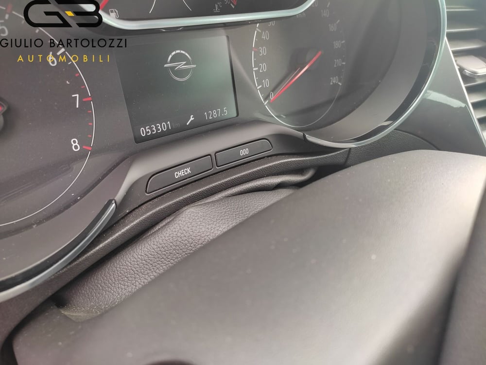 Opel Crossland usata a Prato (11)