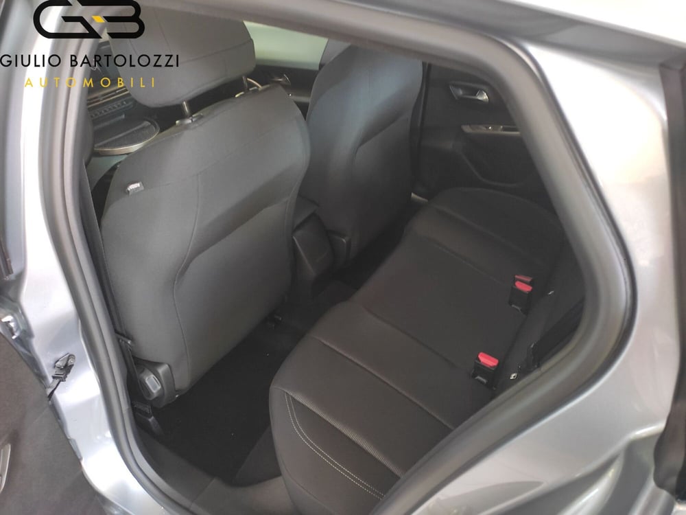 Lancia Ypsilon nuova a Prato (5)