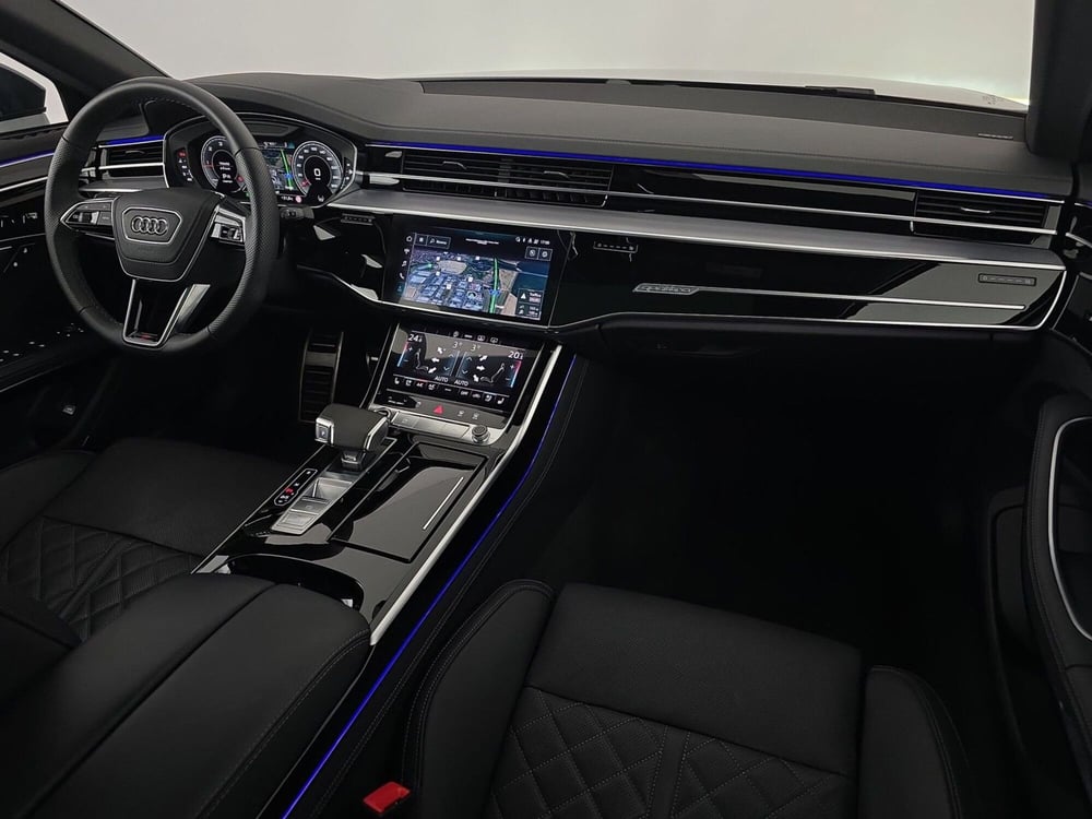 Audi A8 usata a Alessandria (13)