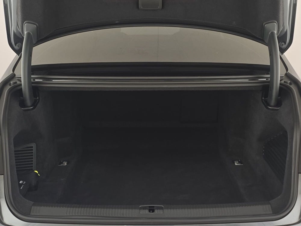 Audi A8 usata a Alessandria (9)