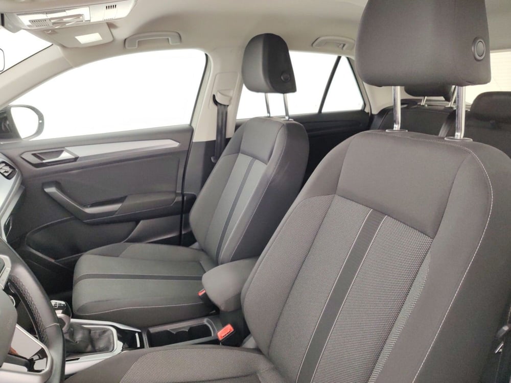 Volkswagen T-Roc usata a Massa-Carrara (9)