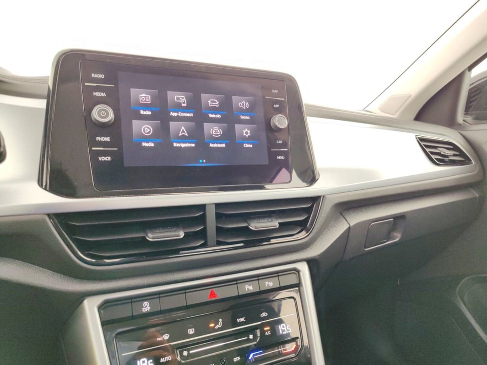 Volkswagen T-Roc usata a Massa-Carrara (12)