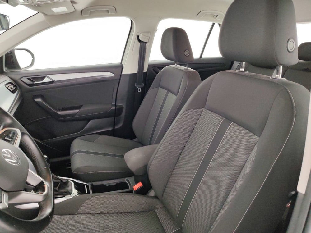 Volkswagen T-Roc usata a Massa-Carrara (9)