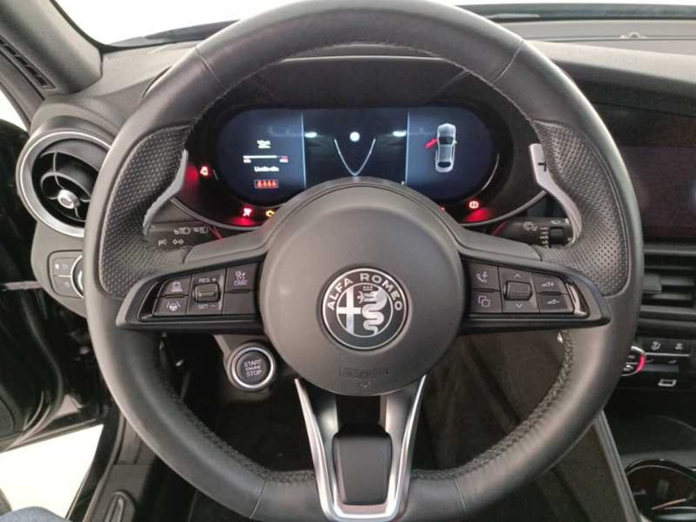 Alfa Romeo Giulia usata a Treviso (13)