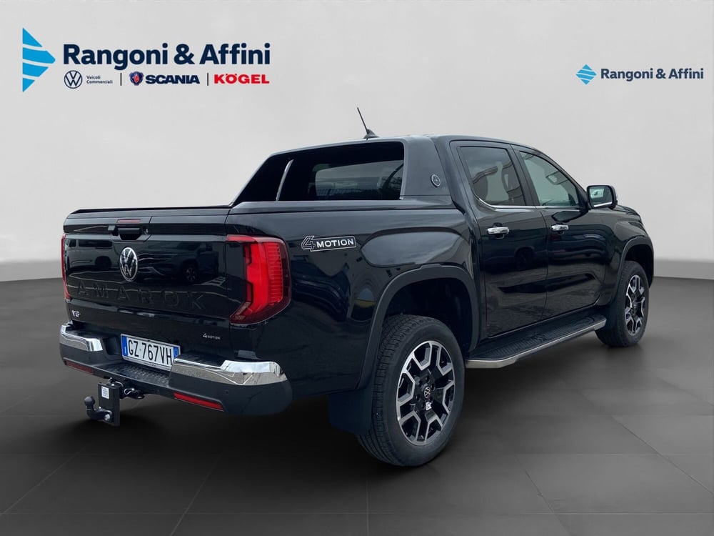 Volkswagen Amarok nuova a Mantova (3)