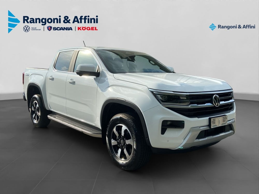 Volkswagen Veicoli Commerciali Amarok nuova a Mantova