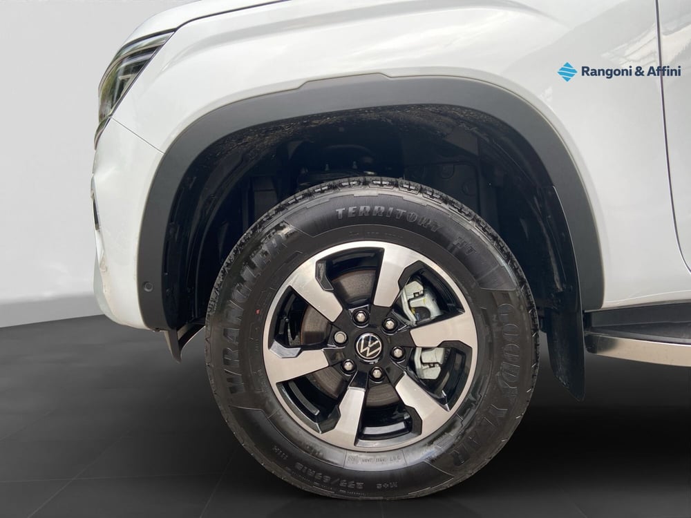 Volkswagen Veicoli Commerciali Amarok nuova a Mantova (18)