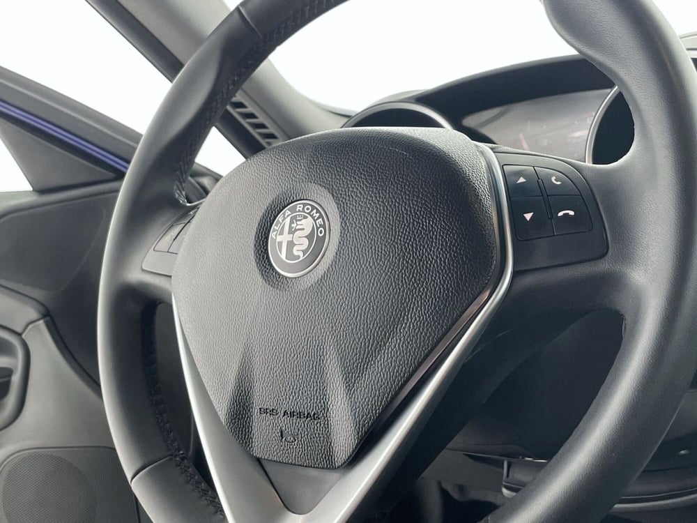 Alfa Romeo Giulietta usata a Perugia (15)