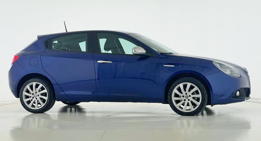 Alfa Romeo Giulietta usata a Perugia (5)