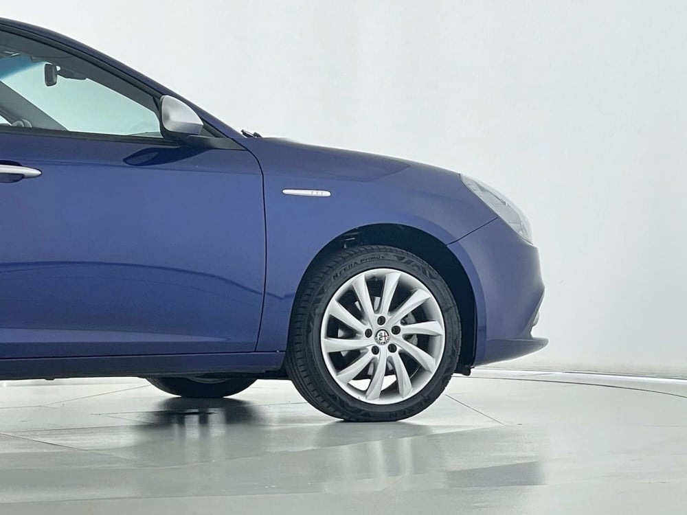 Alfa Romeo Giulietta usata a Perugia (6)