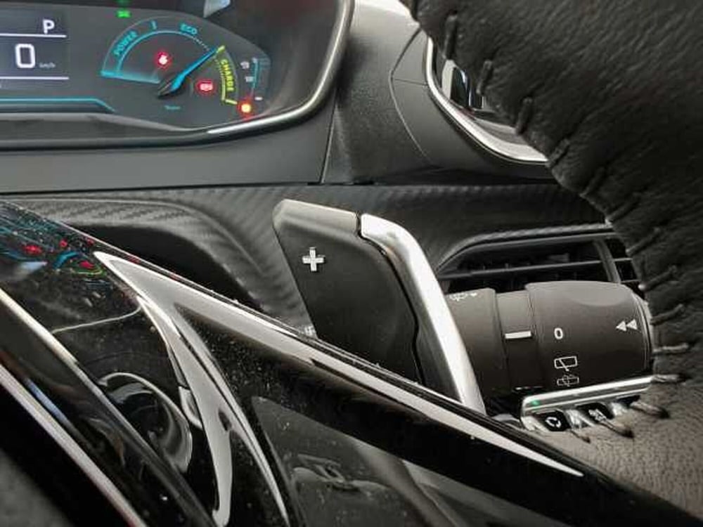 Peugeot 208 nuova a Palermo (12)