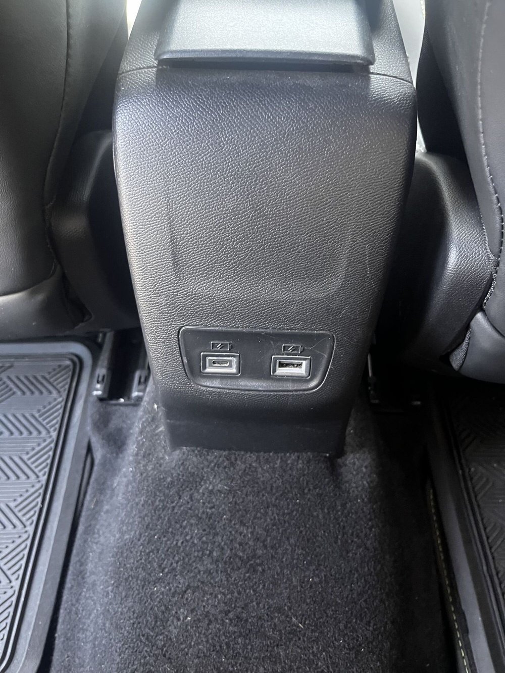 Peugeot 2008 usata a Lucca (19)