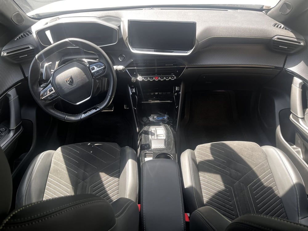 Peugeot 2008 usata a Lucca (6)