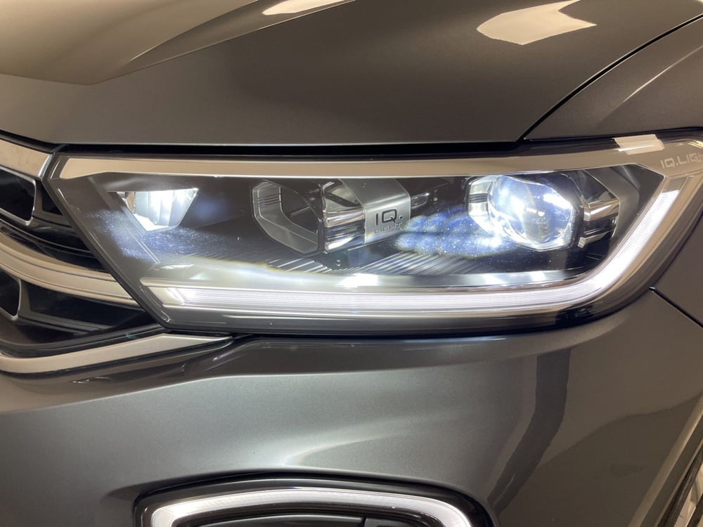 Volkswagen T-Roc usata a Varese (18)