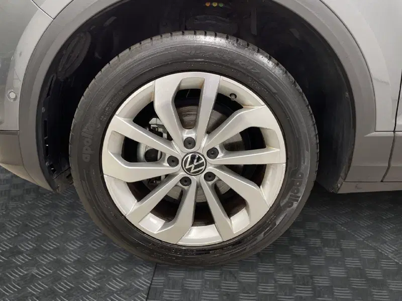 Volkswagen T-Roc usata a Varese (7)