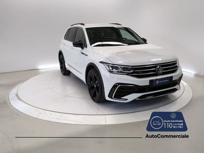 Volkswagen Tiguan 2.0 TDI 150 CV SCR DSG 4MOTION R-Line del 2021 usata a Bologna