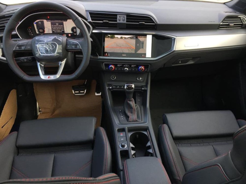 Audi Q3 Sportback nuova a Cuneo (10)