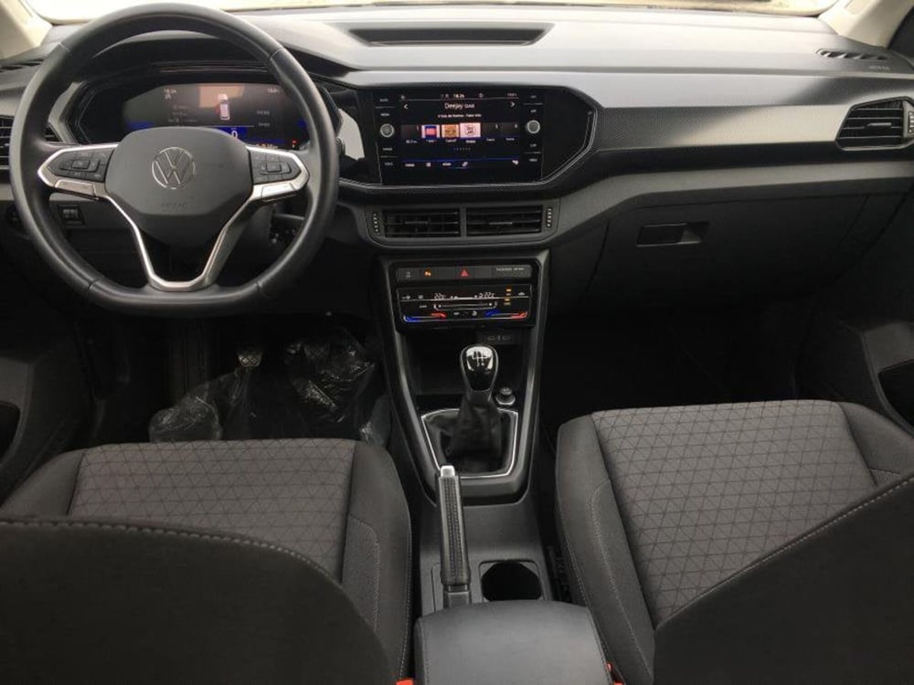 Volkswagen T-Cross usata a Cuneo (5)