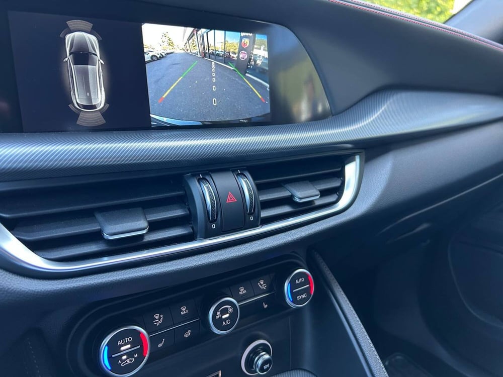 Alfa Romeo Stelvio usata a Ancona (17)