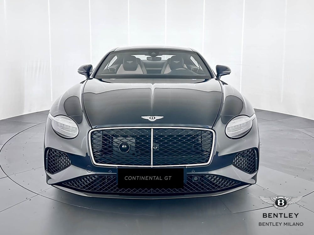 Bentley Continental GT nuova a Milano (2)