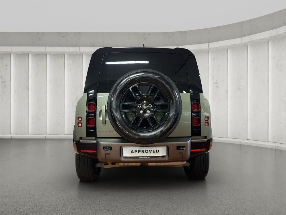 Land Rover Defender usata a Milano (7)