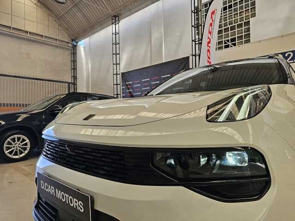 Lynk & Co 01 nuova a Caserta (4)