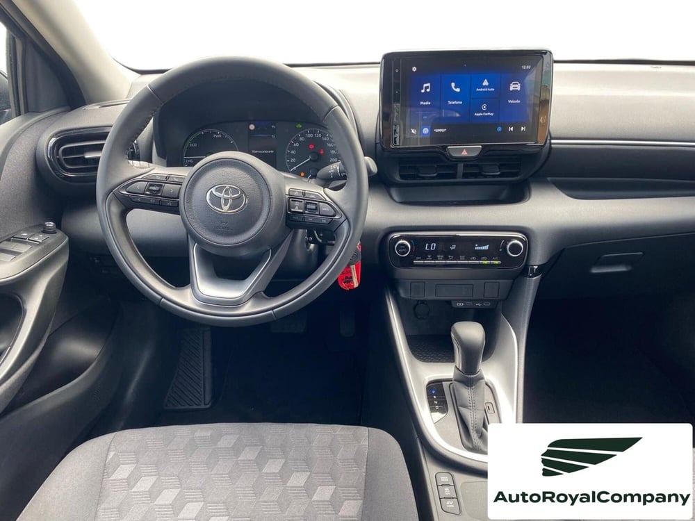Toyota Yaris nuova a Roma (2)