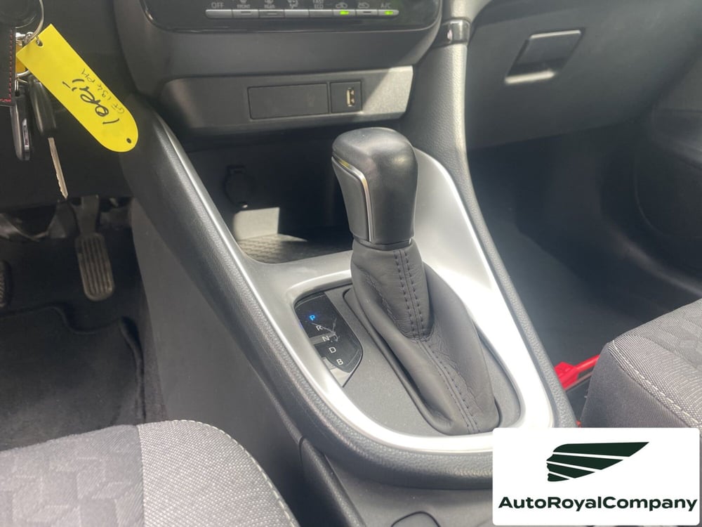 Toyota Yaris usata a Roma (12)
