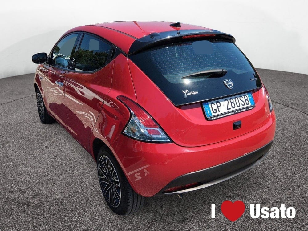 Lancia Ypsilon usata a Roma (4)