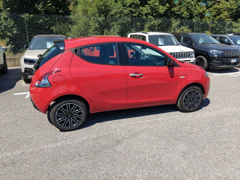 Lancia Ypsilon usata a Roma (6)
