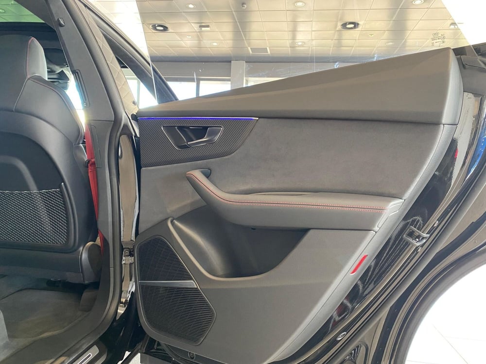 Audi Q8 usata a Firenze (16)