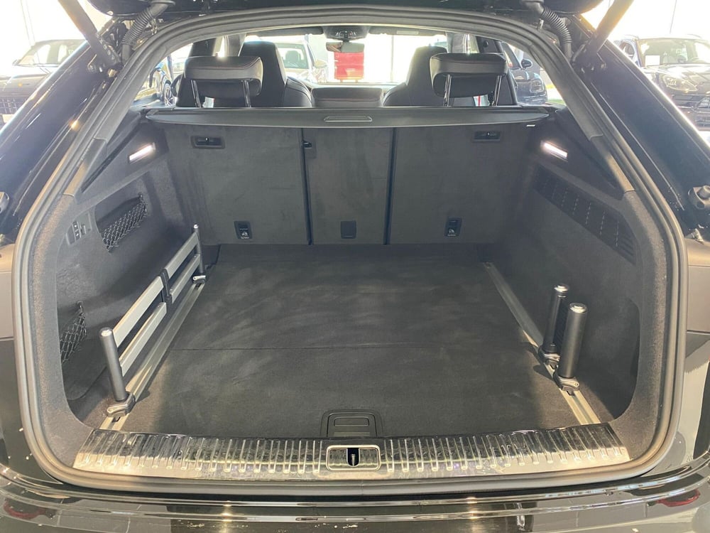 Audi Q8 usata a Firenze (19)
