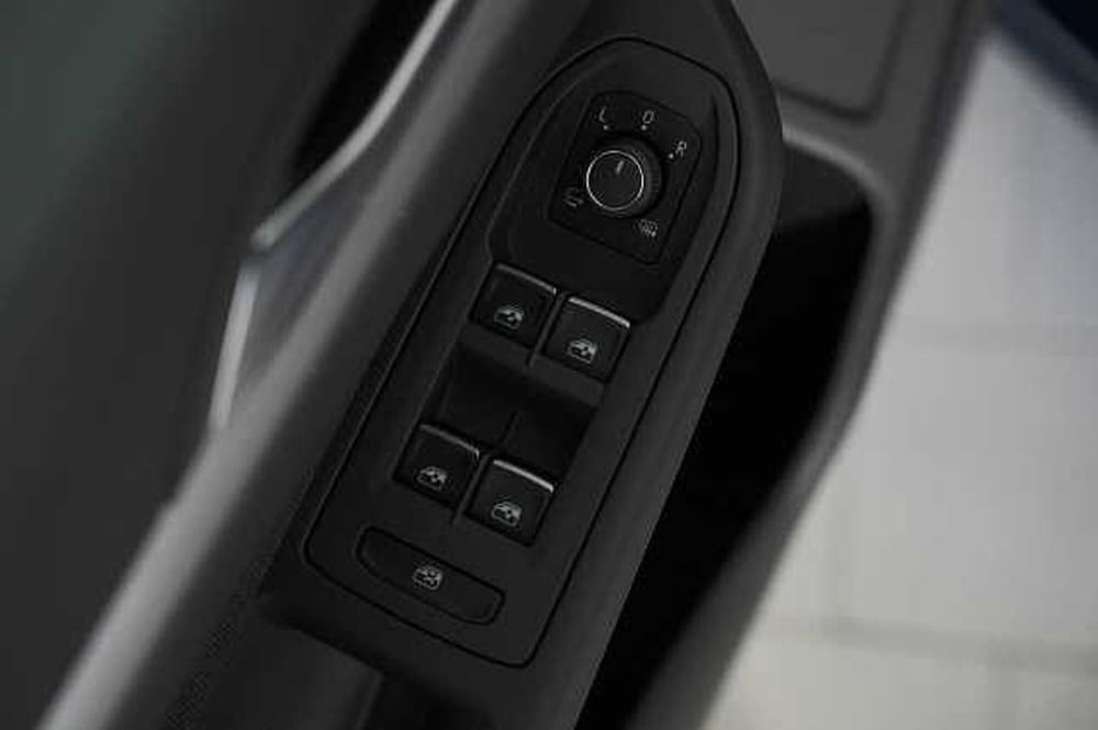 Volkswagen Golf usata a Como (13)