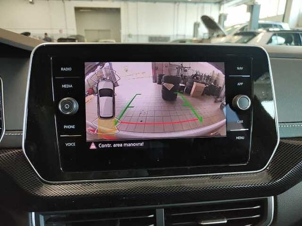 Volkswagen T-Cross nuova a Como (18)