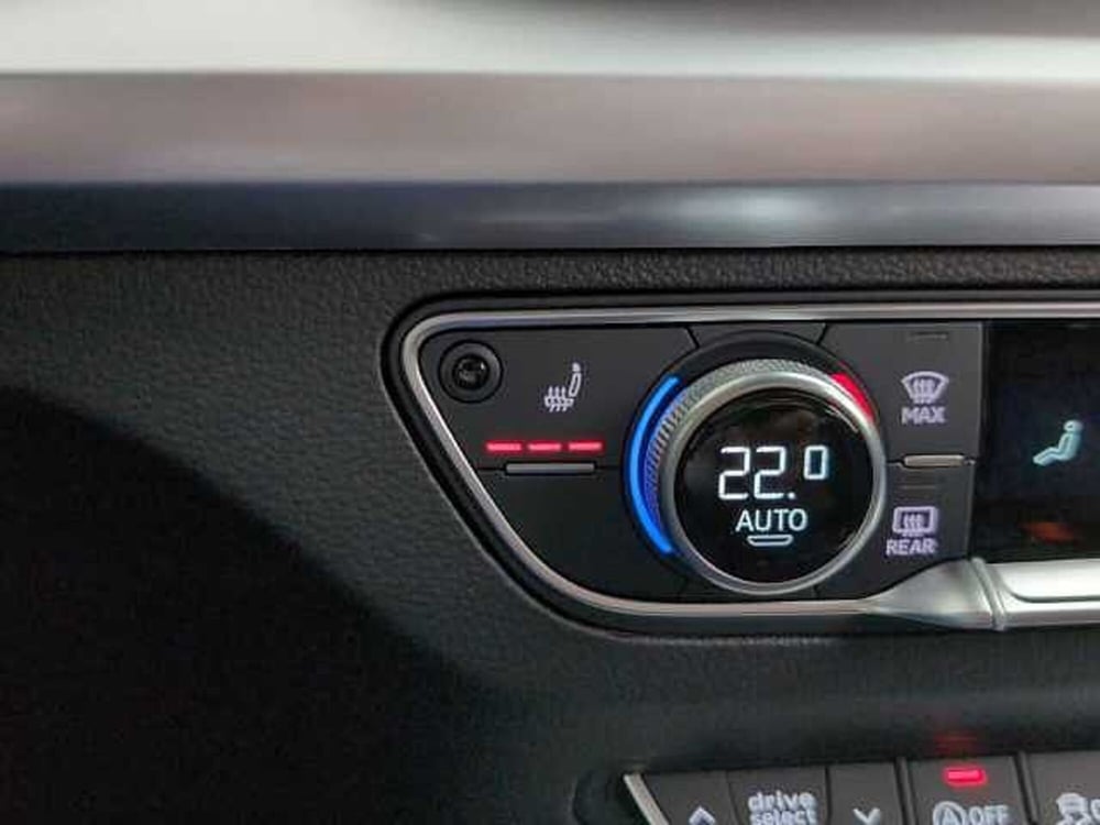 Audi Q5 Sportback usata a Varese (17)